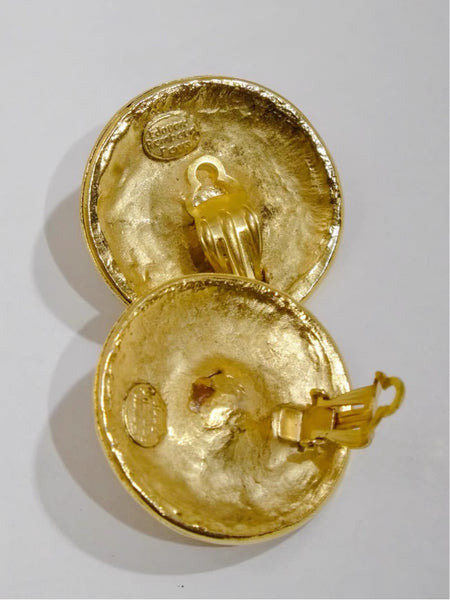Edouard Rambaud clip-on vintage earrings | On Slowness