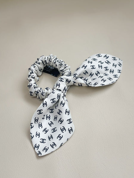 Chanel 2023 silk hair scrunchie (vintage)