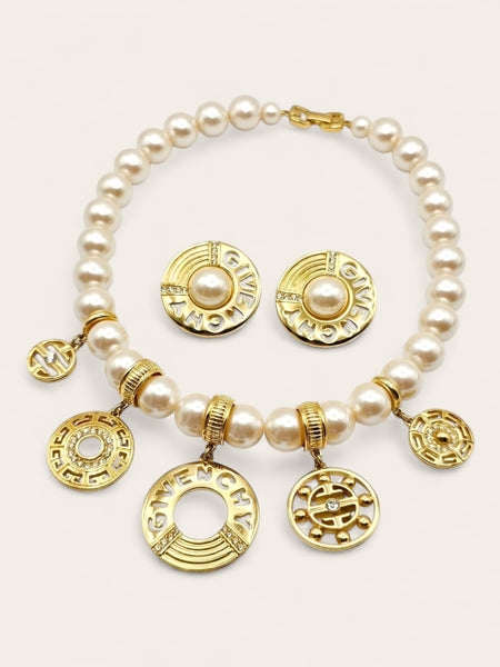 Vintage Givenchy pearls statement necklace and earrings | on slowness
