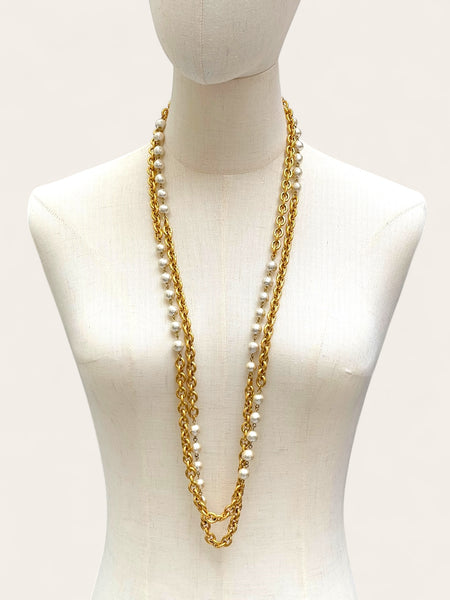 CHANEL glass pearls and golden chains long necklace (vintage)