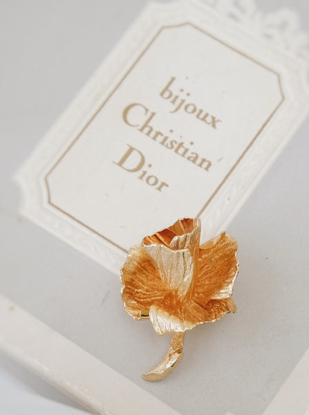Chr Dior rose flower brooch (Vintage) | on slowness