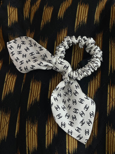 Chanel 2023 silk hair scrunchie (vintage)