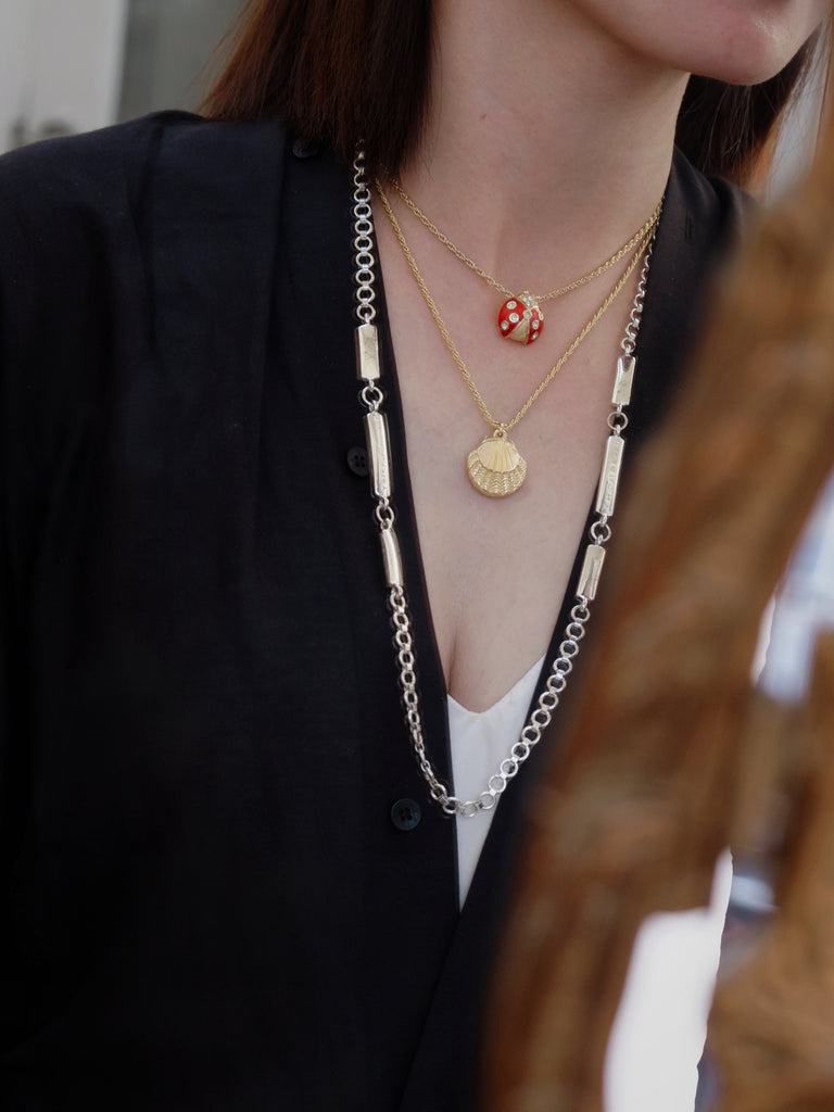 Redが映える♪【Dior】Mer Des Merveilles Necklace Dior Rose des Vents necklace - The Cat's Meow