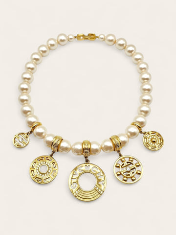 Givenchy pearls choker necklace (vintage)