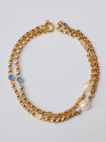 Givenchy logo with pearls long chain necklace (Vintage)