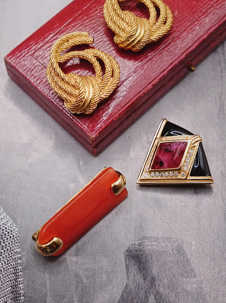 Chr Dior orange 1974 fur clip brooch (Vintage)