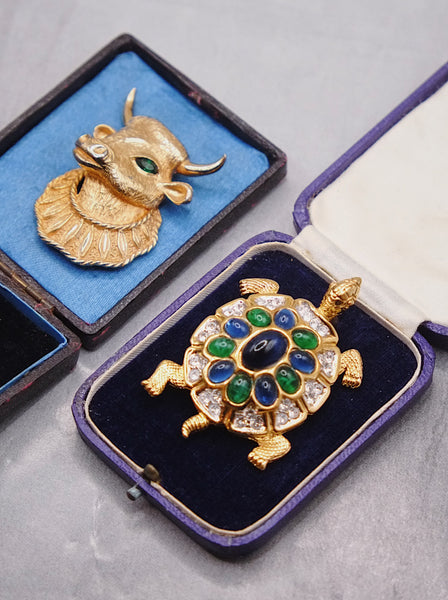 D’orlan cabochon glass turtle brooch (Vintage) | on slowness