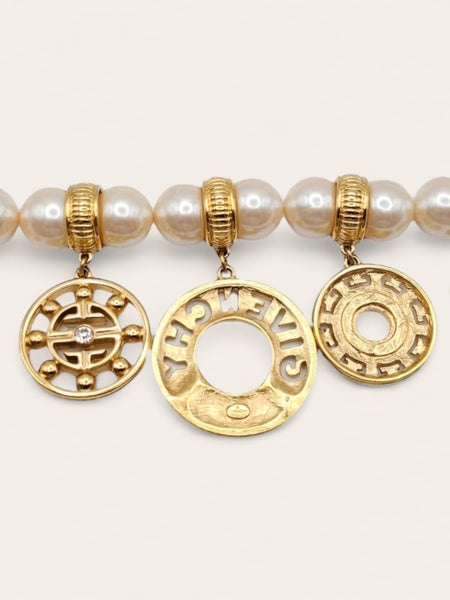 Givenchy pearls choker necklace and earrings set (vintage)