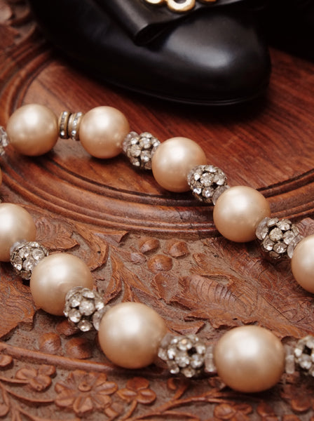 Old glass beads with faux pearls choker Necklace (vintage)