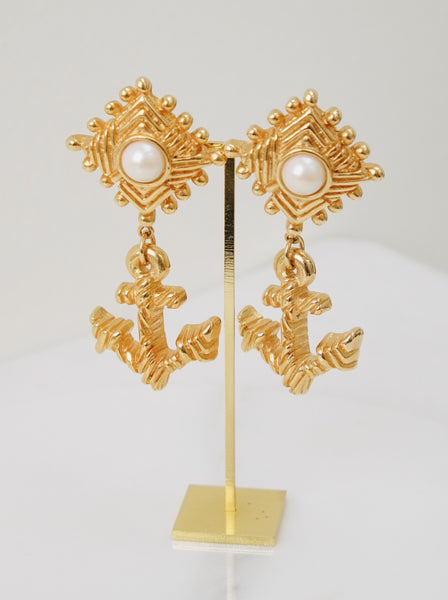 Escada Massive Anchor earrings (Vintage) | on slowness