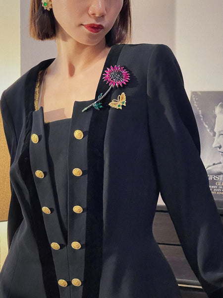 Cristobal crystal sunflower brooch (vintage) | on slownessCristobal London rare crystal sunflower brooch (vintage) | on slowness