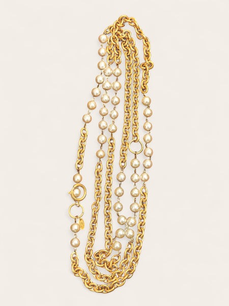 CHANEL glass pearls and golden chains long necklace (vintage)