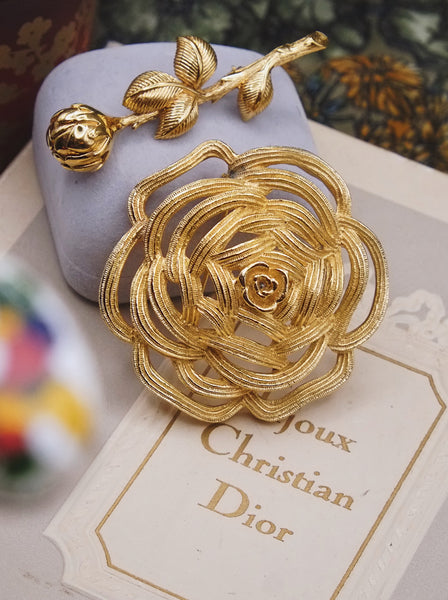 Vintage Christian Dior camellia large brooch | on slowness