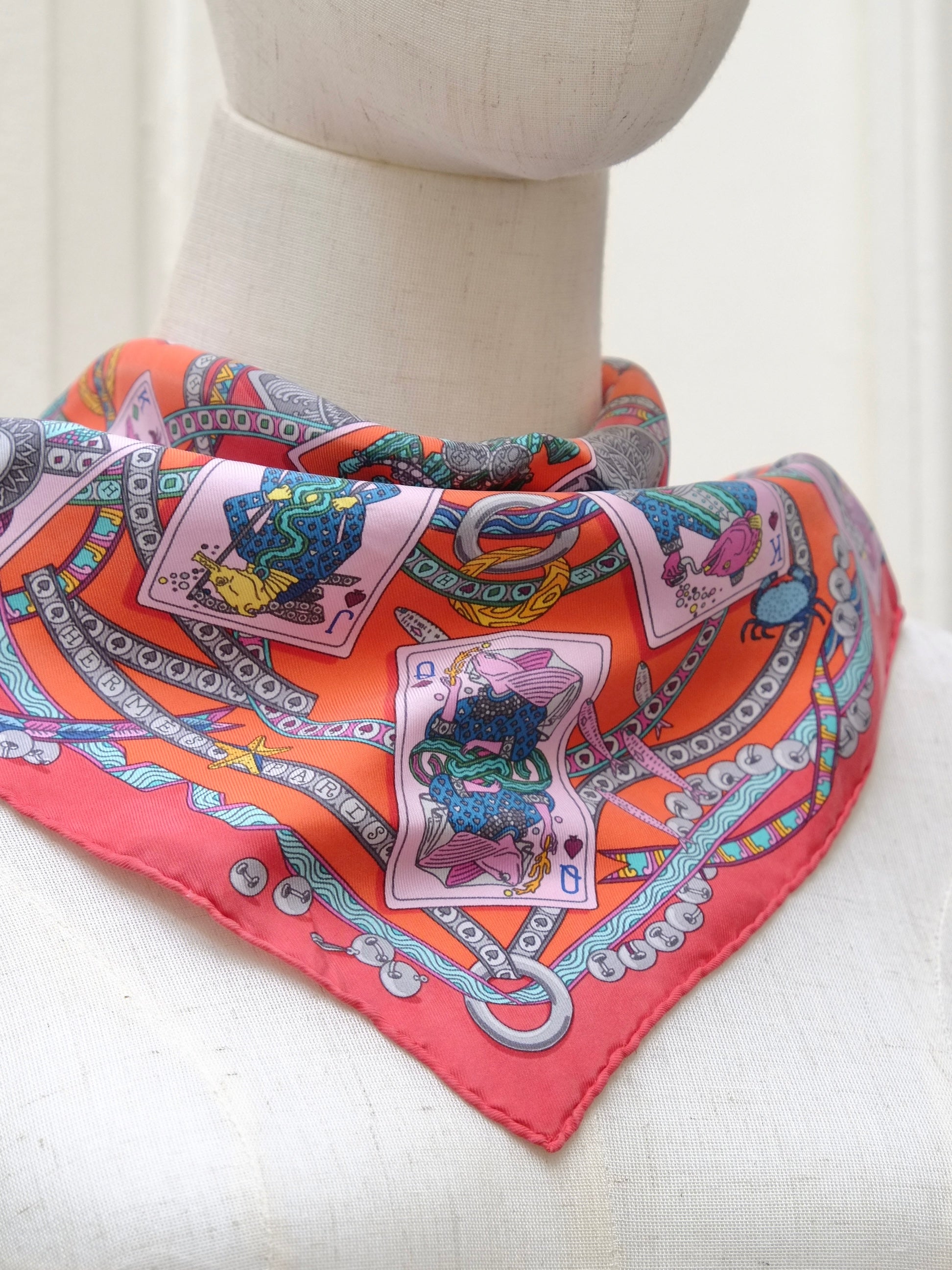 Hermes Dame de Coeur silk scarf 45 (vintage) onslowness On