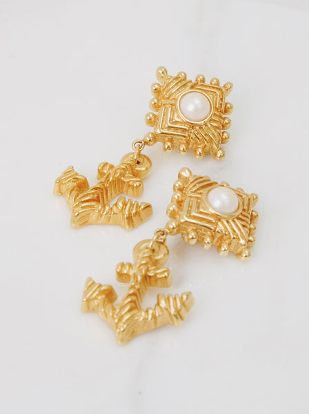 Escada Massive Anchor earrings (Vintage) | on slowness