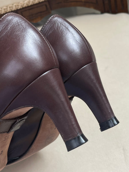 Chanel brown and black leather high heel (Vintage)