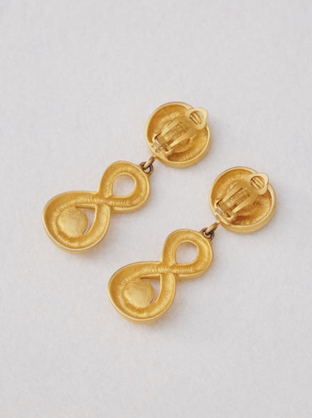 Givenchy faux pearl dangling earrings (vintage)