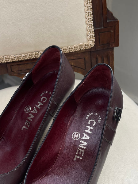 Chanel brown and black leather high heel (Vintage)