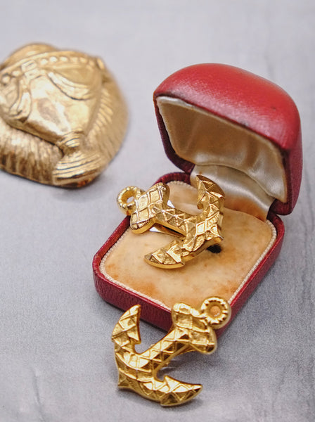 Rochas Paris golden anchor earrings (Vintage)