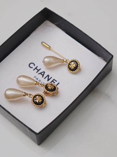 CHANEL clover with pearl drops earrings and pin (vintage)