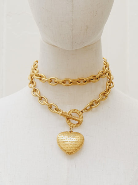 Givenchy heart logo pendant chain necklace (Vintage)