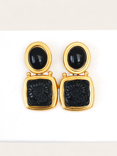 Escada Daisy Motif earrings (Vintage)