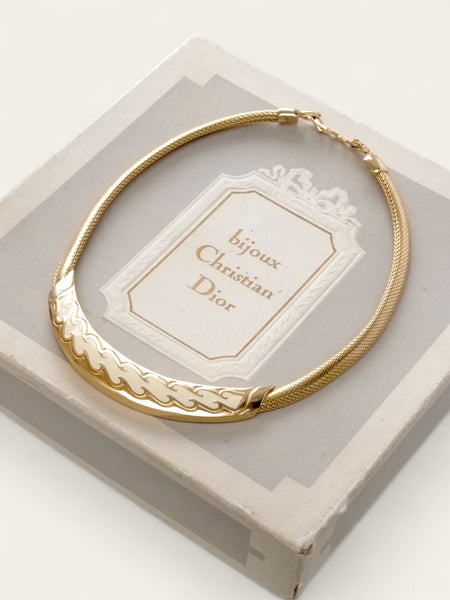 Chr Dior creamy enamel Choker Necklace (Vintage)