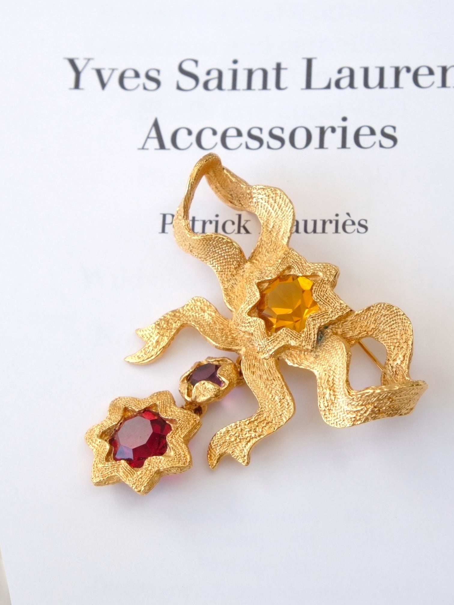 YSL Yves Saint Laurent golden raffia bow dangling brooch (Vintage