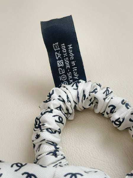 Chanel 2023 silk hair scrunchie (vintage)