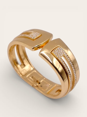 Christian Dior 70s golden bangle | on slowness