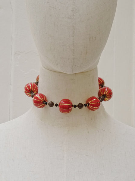 Red porcelain beads necklace (Vintage)