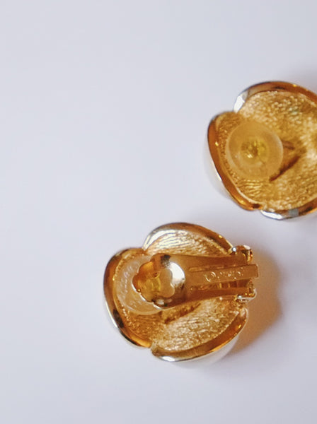 Grosse faux pearls clip on earrings (vintage) | on slowness