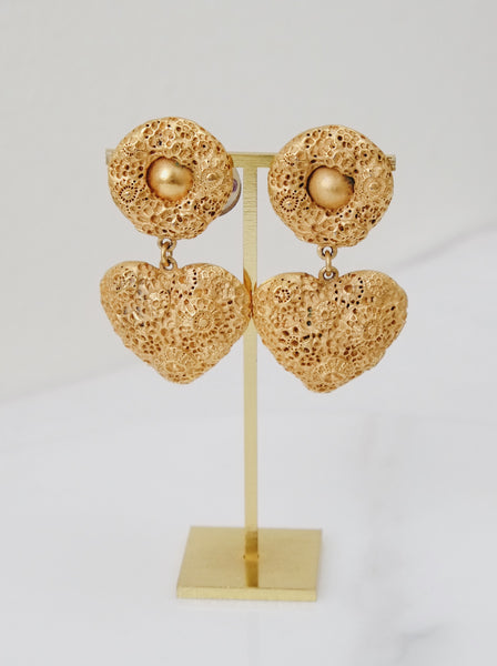 Rochas Paris lava hearts massive earrings (Vintage) | on slowness