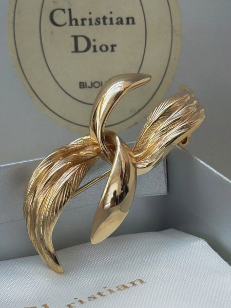Chr. Dior Germany Gold-plated Small Brooch (Vintage)