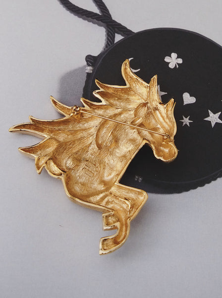 Chr Dior pegasus brooch (vintage)
