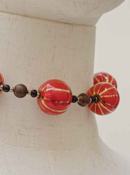 Red porcelain beads necklace (Vintage)