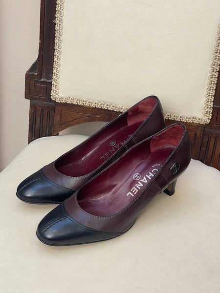 Chanel brown and black leather high heel (Vintage)