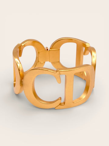 Vintage Chr Dior CD bangle | on slowness