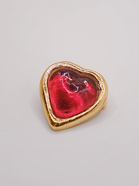 YSL Yves Saint Laurent red heart small brooch (Vintage) | on slowness