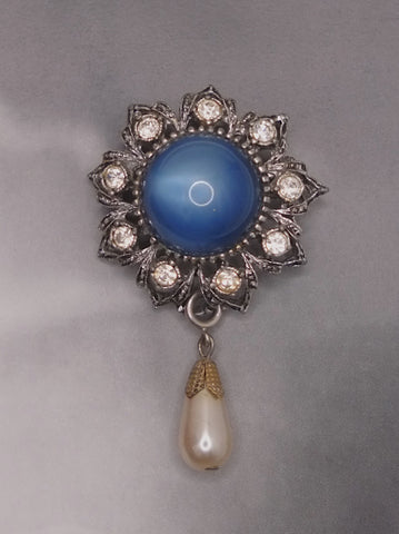 Victorian era look cloudy blue brooch (vintage) | on slowness