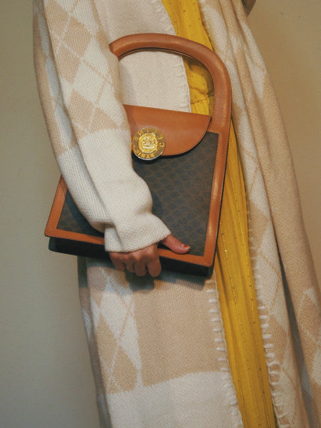 vintage Celine monogram tote bag | ON SLOWNESS