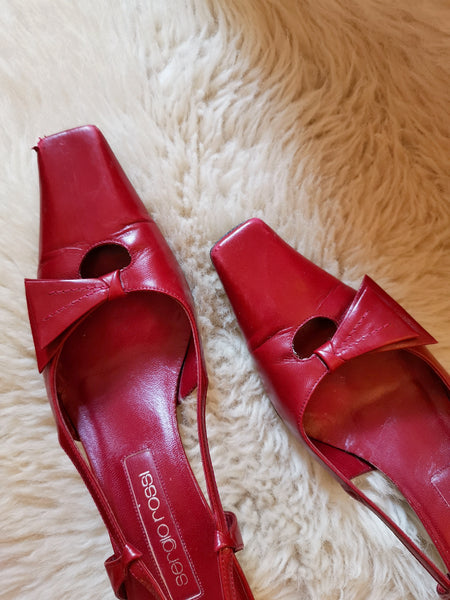 vintage Sergio Rossi red slingback pumps | ON SLOWNESS