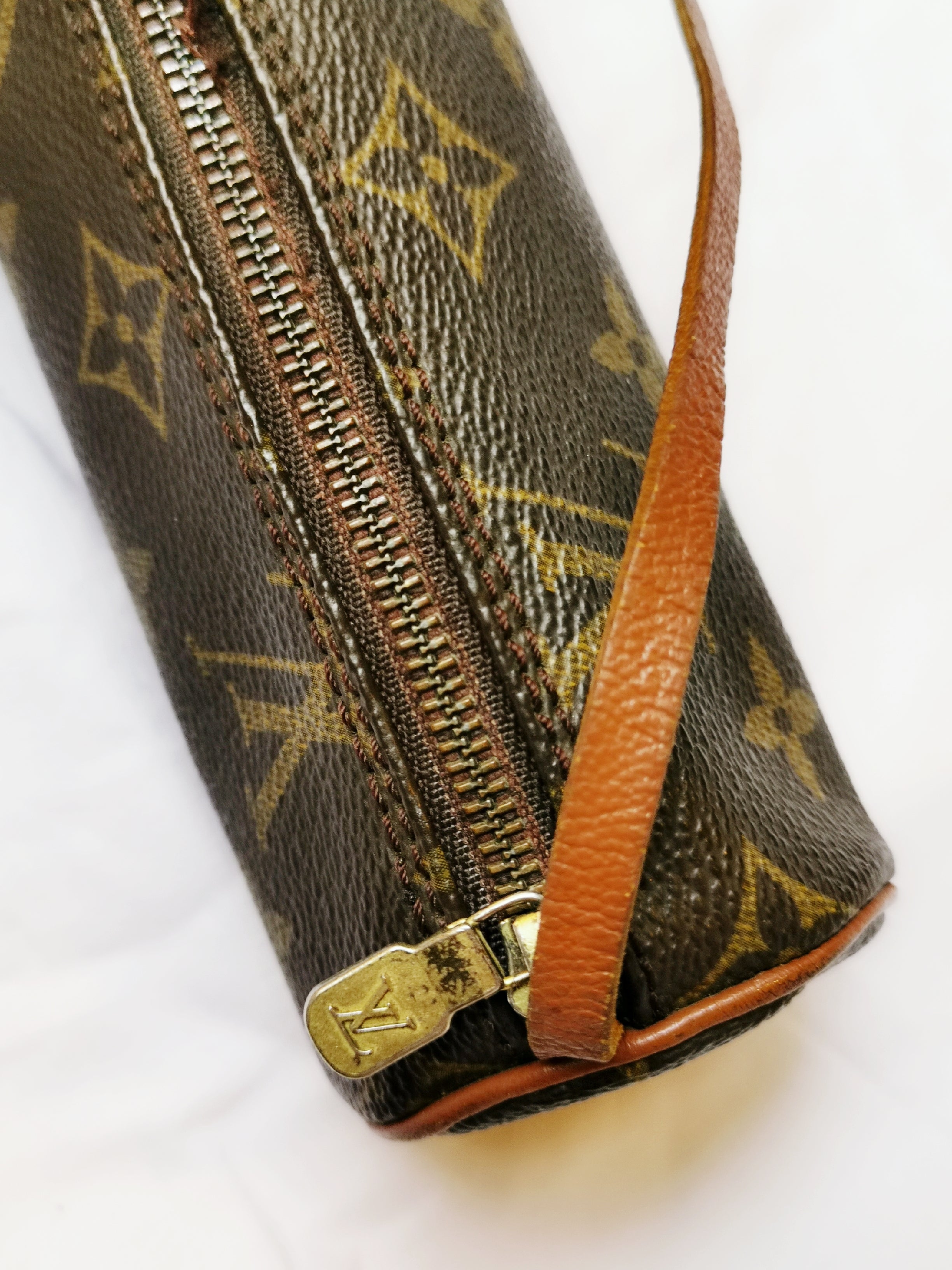 Louis Vuitton Monogram Mini Papillion Bag – FRUIT Vintage