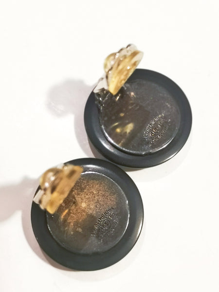 CHANEL black classy clip on earrings (vintage)