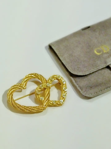 vintage Christian Dior hearts brooch | on slowness