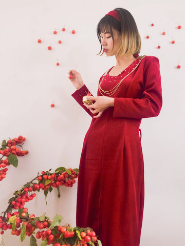 Womens vintage red velvet dress with studs | Rabbit the Archivist | On Slowness Fashion