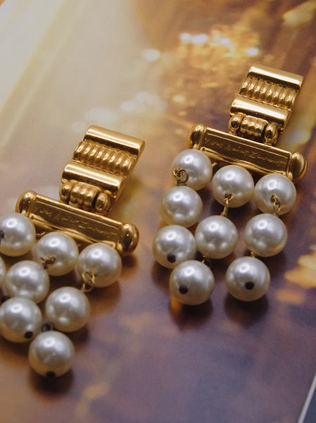 Pre-owned YSL Yves Saint Laurent faux pearls dangle statement earrings | on slowness