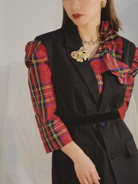 Vintage Butler & Wilson BW tartan raffia bow brooch | on slowness