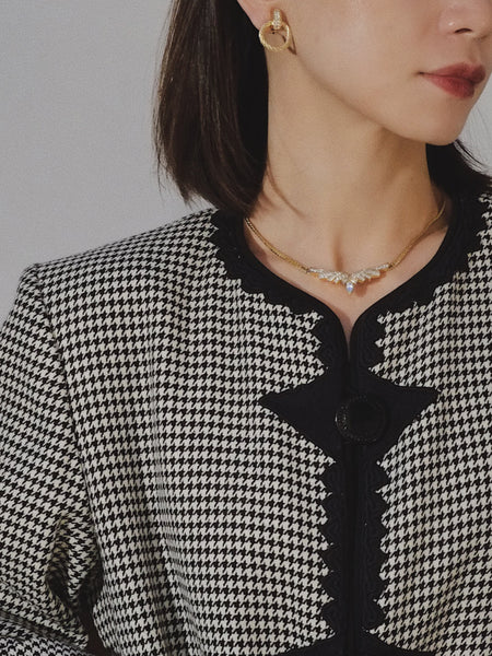 Pre-owned vintage Nina Ricci angel’s wings Swarovski crystals necklace | on slowness