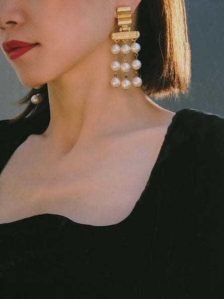 YSL Yves Saint Laurent faux pearls chain dangle earrings (Vintage)